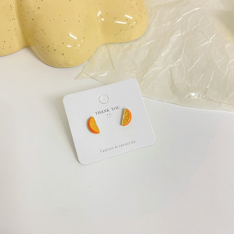 Fruity stud earring