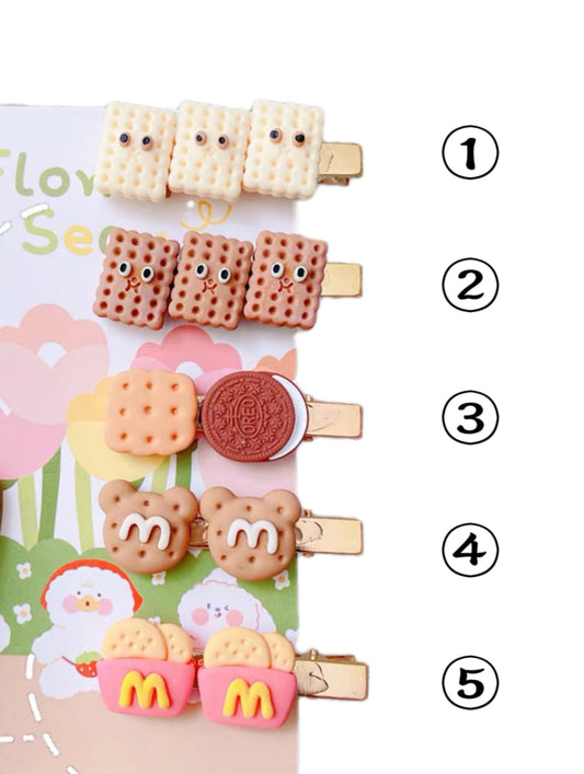 Wafer cookie hair clip