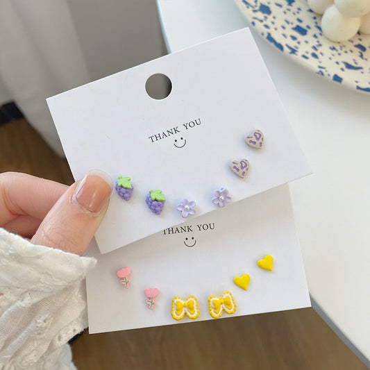 Grape stud earring